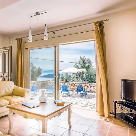 Sleeps 4 With Pool Air Con And Wifi Вилла