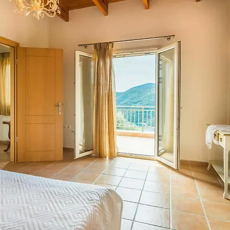 Sleeps 4 With Pool Air Con And Wifi * Микрос-Гиалос